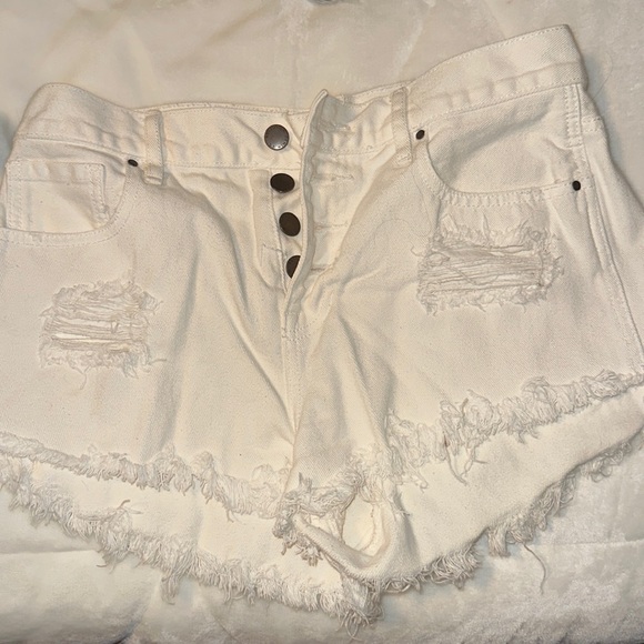 Shorts - Picture 1 of 3